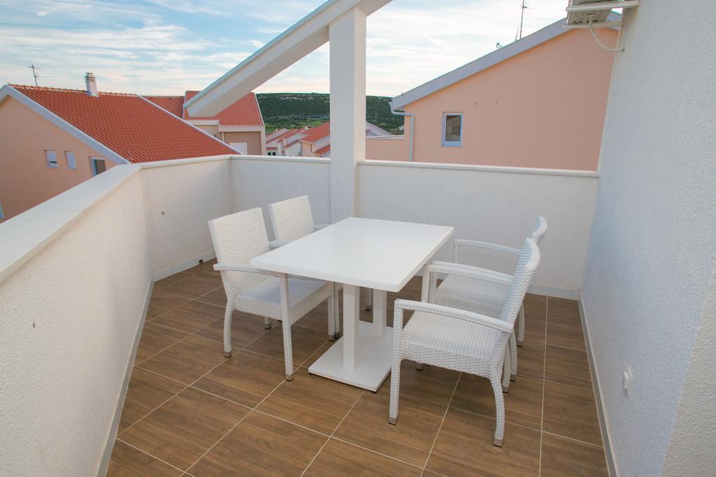 Orange Apartments Novalja Zewnętrze zdjęcie