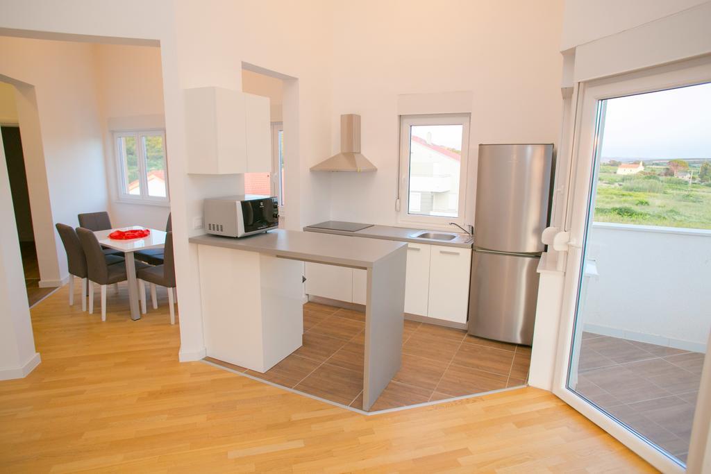 Orange Apartments Novalja Zewnętrze zdjęcie