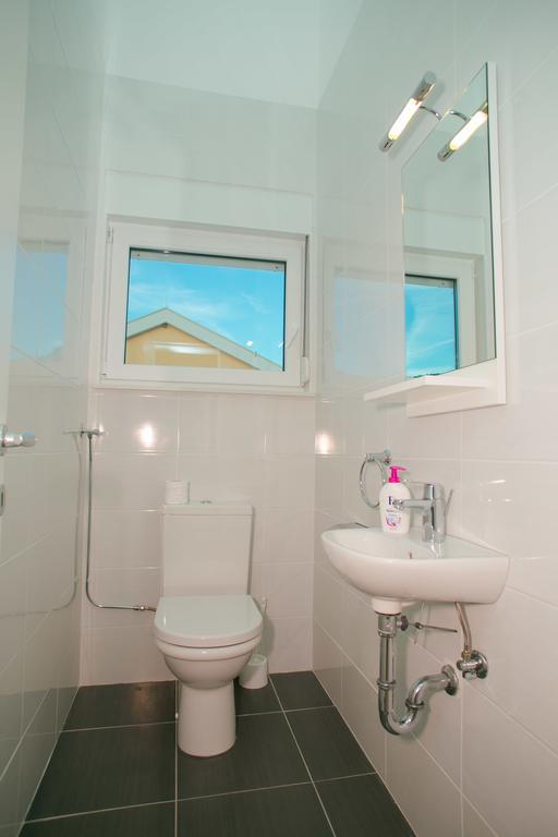 Orange Apartments Novalja Zewnętrze zdjęcie