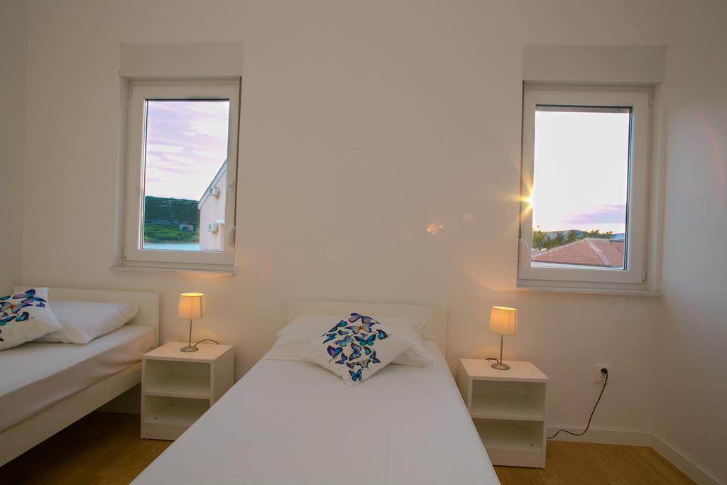 Orange Apartments Novalja Zewnętrze zdjęcie